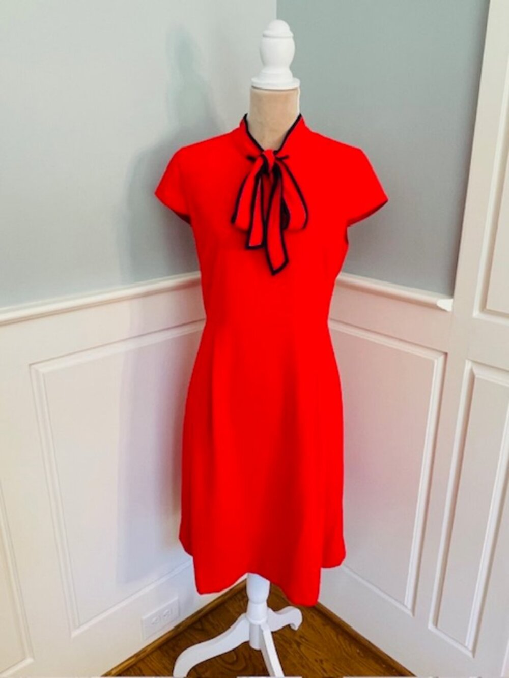 J. Crew Bow Tie Neck Professional Corpcore Crepe Midi Dress Wrinkle Resistant 10 - Picture 2 of 9